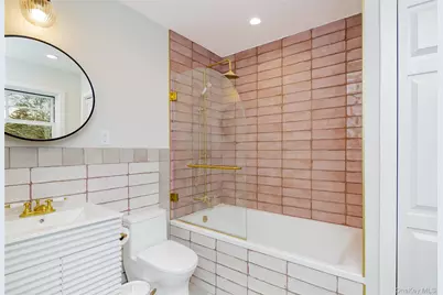 9 Helens Lane, Southampton, NY 11968 - Photo 13