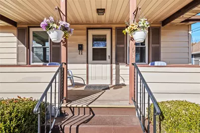 63 Railroad Street, Huntington Station, NY 11746 - Photo 17