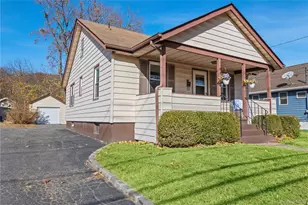 63 Railroad St, Huntington Station, NY 11746 - Photo 19