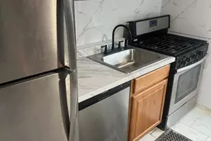 102-23 Russell St, Hamilton Beach, NY 11414 - Photo 7