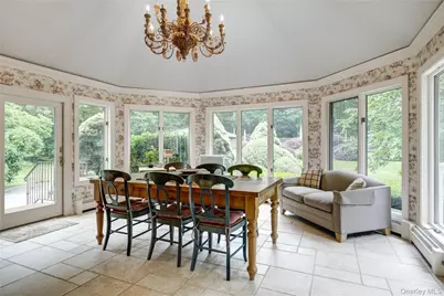 527 Split Rock Road, Syosset, NY 11791 - Photo 15