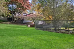 309 Scarborough Rd, Briarcliff Manor, NY 10510 - Photo 41