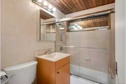 309 Scarborough Road, Briarcliff Manor, NY 10510 - Photo 33