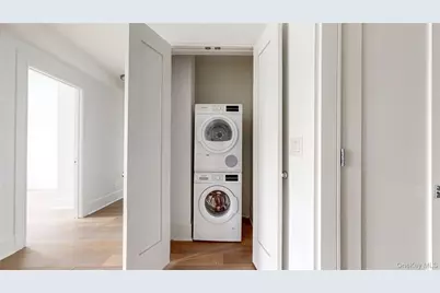 148-09 Northern Boulevard #5J, Flushing, NY 11354 - Photo 17