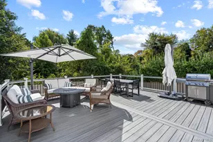 1330 Bea Ct, East Meadow, NY 11554 - Photo 19