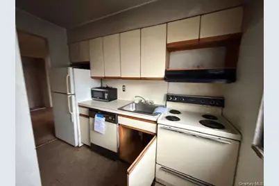 55 Fieldstone Drive #41, Hartsdale, NY 10530 - Photo 15