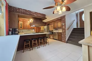 50 Spur Ln, Centereach, NY 11720 - Photo 7