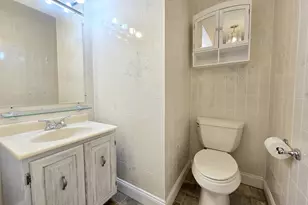 50 Spur Ln, Centereach, NY 11720 - Photo 19