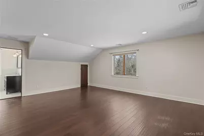 600 Cantitoe Street #Carriage House, Bedford, NY 10506 - Photo 13