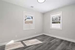 25 Lorraine, Northport, NY 11768 - Photo 9