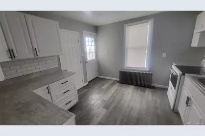 164 Thompson Street, Poughkeepsie, NY 12601 - Photo 1