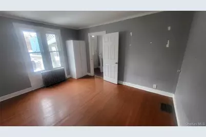 164 Thompson Street, Poughkeepsie, NY 12601 - Photo 7