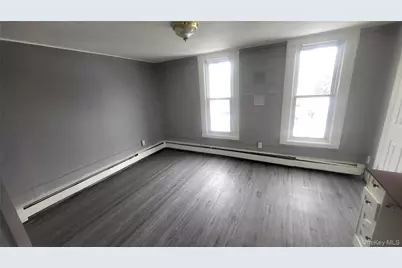 164 Thompson Street, Poughkeepsie, NY 12601 - Photo 9