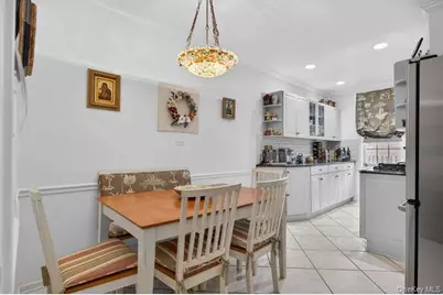 24 Hamilton Place #F-1, Garden City, NY 11530 - Photo 9