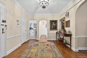 24 Hamilton Pl, Garden City, NY 11530 - Photo 3