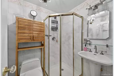 24 Hamilton Place #F-1, Garden City, NY 11530 - Photo 15