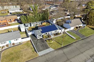 57 Van Buren St, Brentwood, NY 11717 - Photo 37