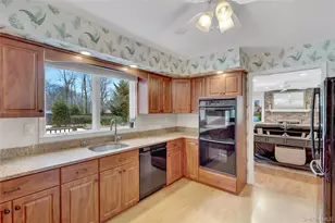 6 Samuels Path, Miller Place, NY 11764 - Photo 19