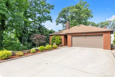 51-10 Douglaston Parkway, Douglaston, NY 11362 - Photo 21