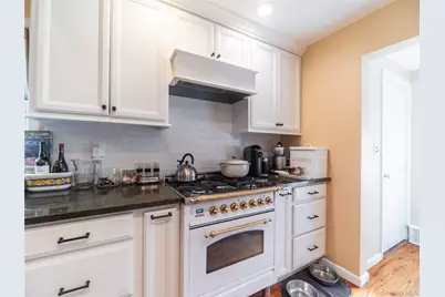 8 Ridgeland Terrace, Rye, NY 10580 - Photo 11