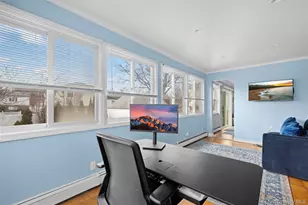 96 East Ave, Freeport, NY 11520 - Photo 19