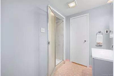 96 East Avenue, Freeport, NY 11520 - Photo 23