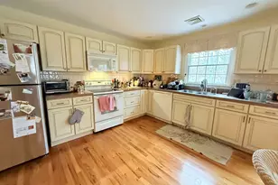 86 Krispin Ln, East Setauket, NY 11733 - Photo 7