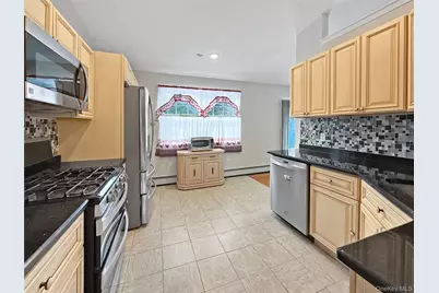 22 Sharon Drive, Middletown, NY 10941 - Photo 13