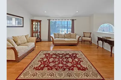 22 Sharon Drive, Middletown, NY 10941 - Photo 7