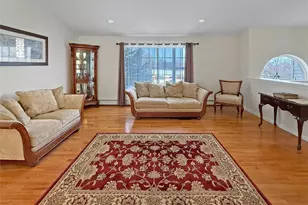 22 Sharon Dr, Middletown, NY 10941 - Photo 7