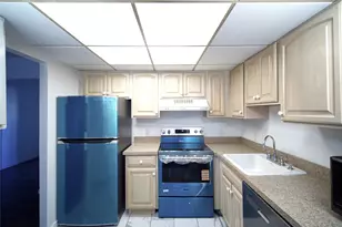 29 Scarborough Ln, Wappingers Falls, NY 12590 - Photo 5