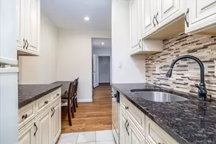 105 15th St, Garden City, NY 11530 - Photo 9