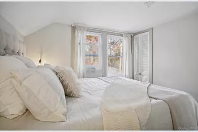 74 Davis Street, Locust Valley, NY 11560 - Photo 11