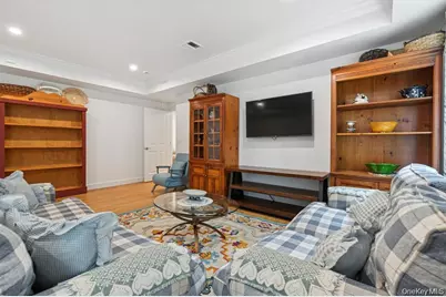 15 Carter Road, Hampton Bays, NY 11946 - Photo 35