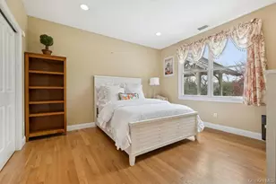 15 Carter Rd, Hampton Bays, NY 11946 - Photo 19