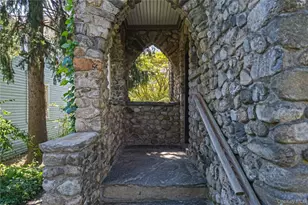 16 Bedford Rd, Katonah, NY 10536 - Photo 11