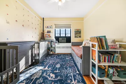 45 Pondfield Road W #5F, Bronxville, NY 10708 - Photo 21