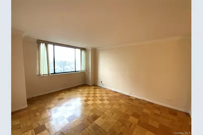 27110 Grand Central Parkway #5M, Floral Park, NY 11005 - Photo 3