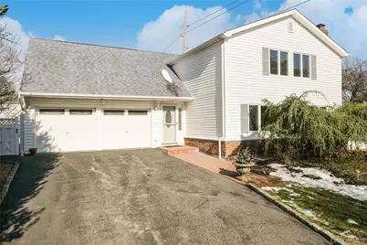 10 Marie Crescent, Patchogue, NY 11772 - Photo 3