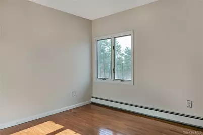 10 Marie Crescent, Patchogue, NY 11772 - Photo 33