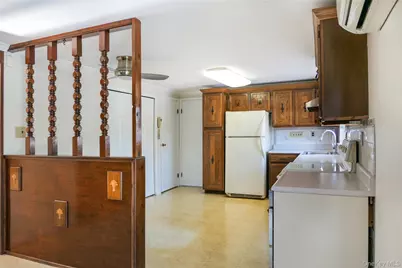 10 Marie Crescent, Patchogue, NY 11772 - Photo 19