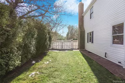 10 Marie Crescent, Patchogue, NY 11772 - Photo 39