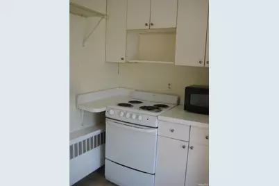 117 Blydenburg Avenue #B, Smithtown, NY 11787 - Photo 21