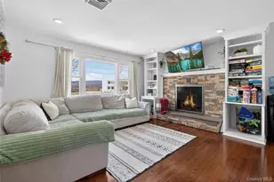 1076 Hoagerburgh Rd, Wallkill, NY 12589 - Photo 7