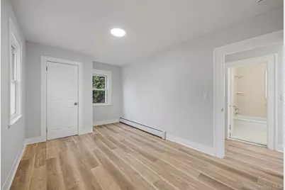 33 Willow Avenue, Freeport, NY 11520 - Photo 15