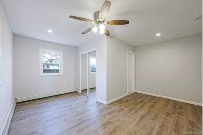 33 Willow Avenue, Freeport, NY 11520 - Photo 13