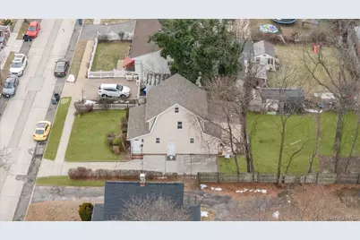 33 Willow Avenue, Freeport, NY 11520 - Photo 27