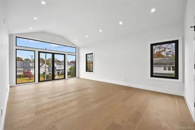 48 Martin Lane, Westbury, NY 11590 - Photo 15