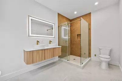 48 Martin Lane, Westbury, NY 11590 - Photo 17