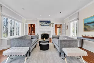 10 Clover Dr, Great Neck, NY 11021 - Photo 3